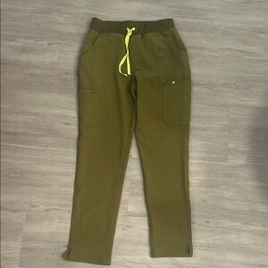 Women’s Olive Green Figs